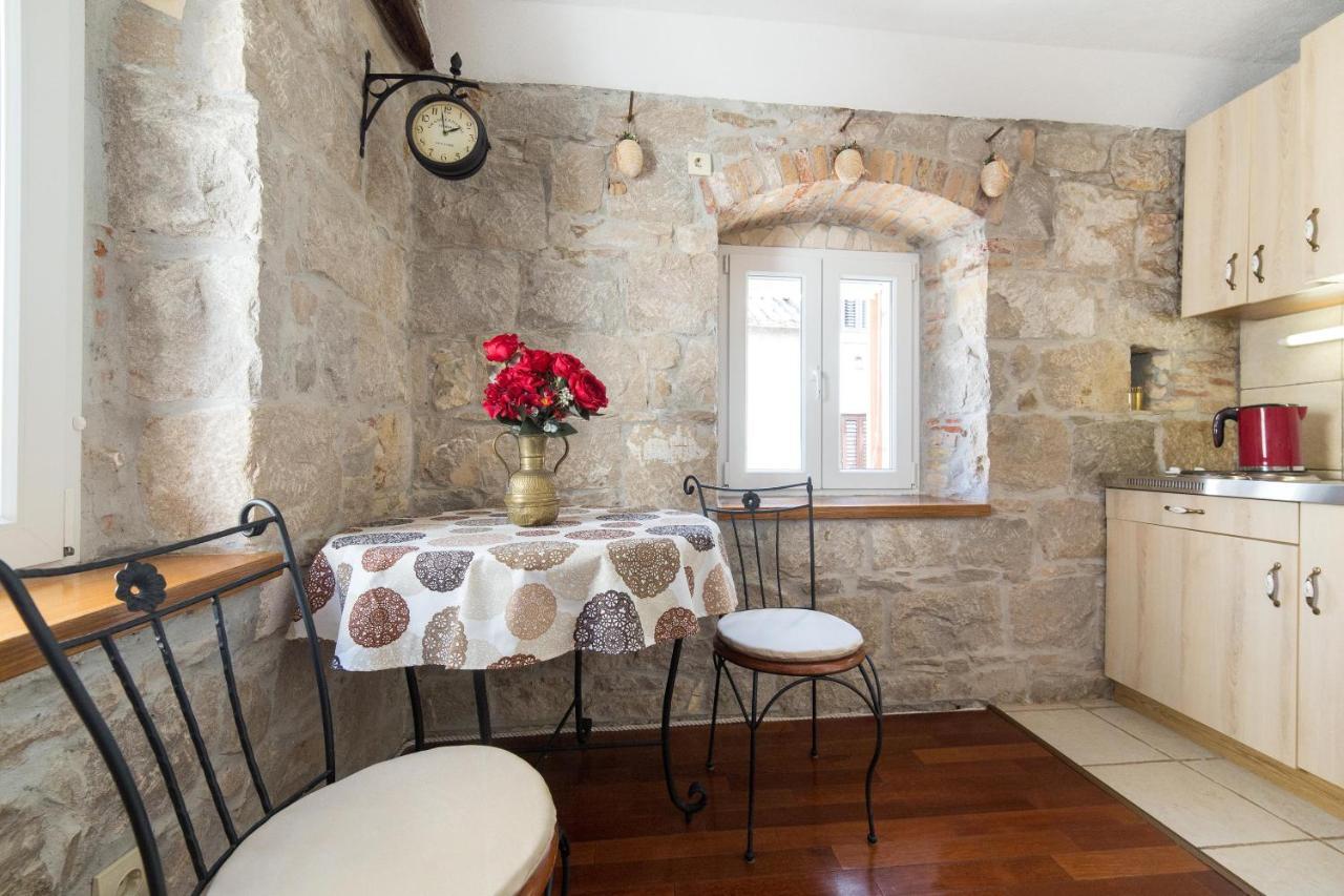 Guesthouse Mirula Spalato Esterno foto